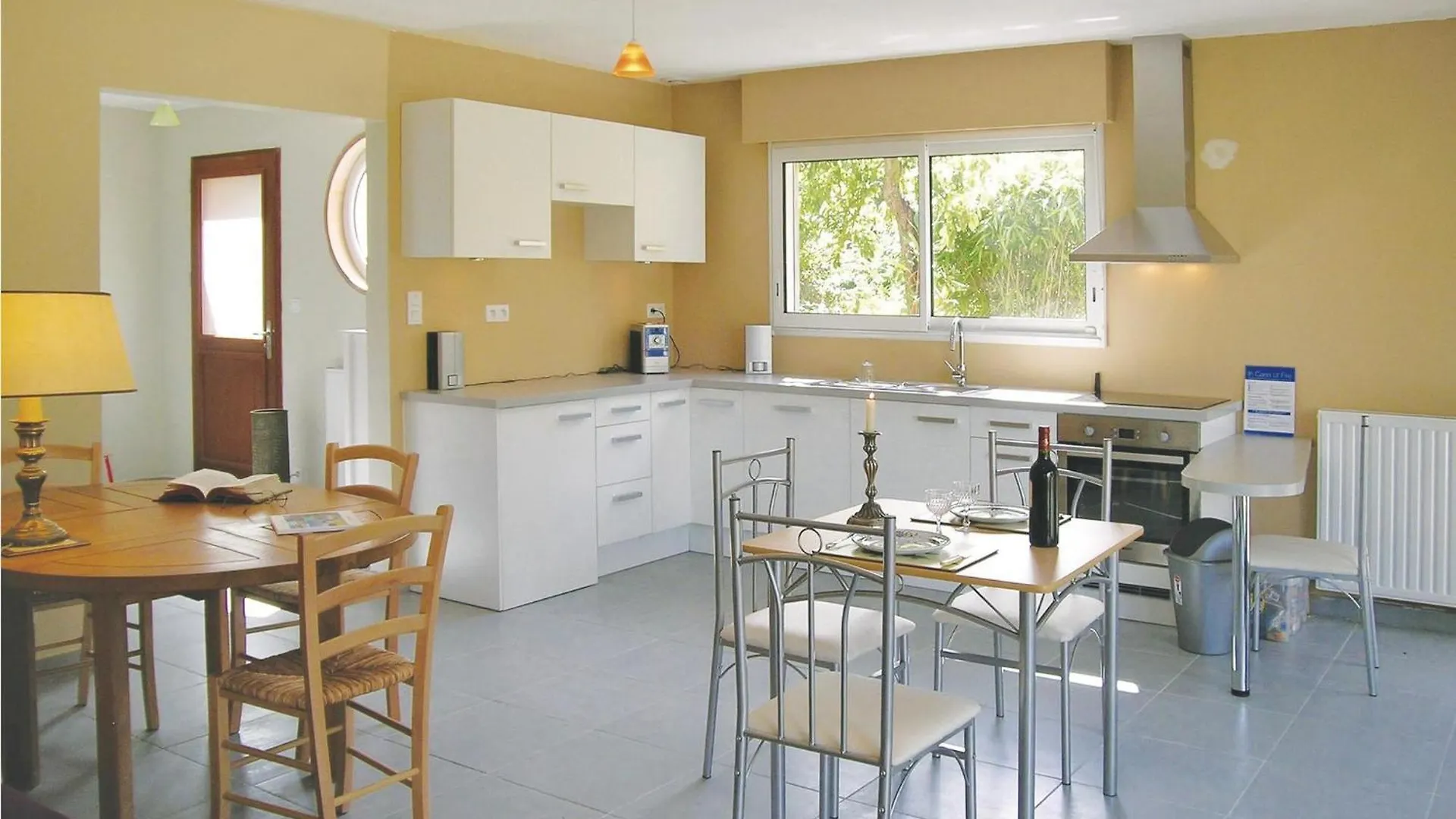 Gorgeous Home In Plouha With Kitchenette